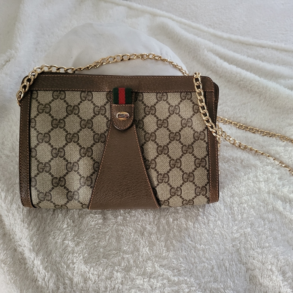 Vintage Gucci crossbody
